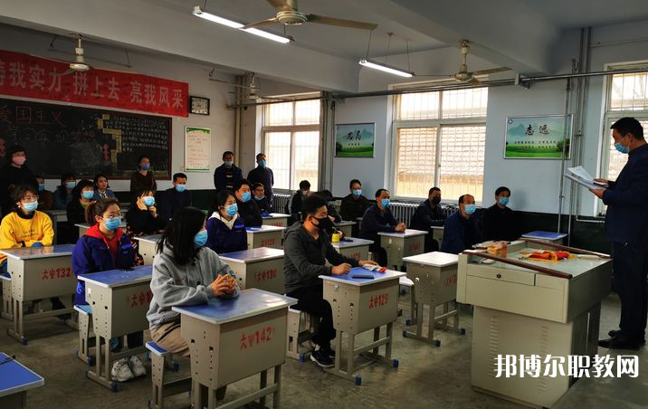 2023三門(mén)峽市湖濱區(qū)中等職業(yè)教育學(xué)校多少錢(qián) 三門(mén)峽市湖濱區(qū)中等職業(yè)教育學(xué)校各專(zhuān)業(yè)學(xué)費(fèi)收費(fèi)標(biāo)準(zhǔn)