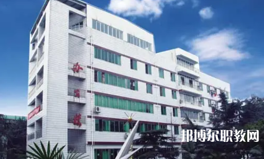 成都實(shí)驗(yàn)商貿(mào)管理學(xué)校2024年報(bào)名條件、招生要求、招生對象