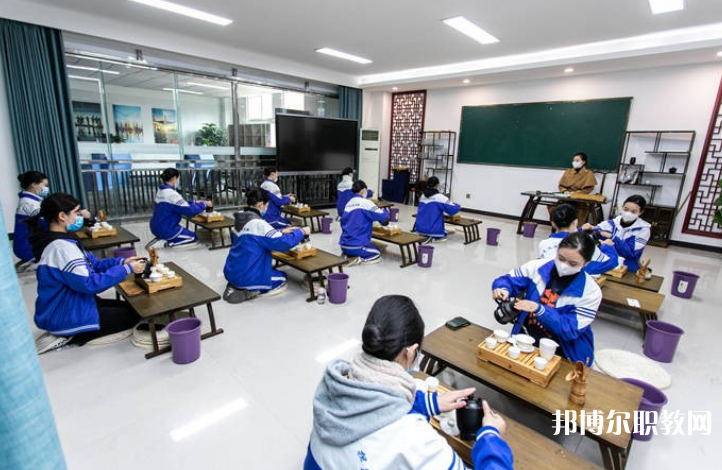 四川興科城市交通技工學(xué)校2024年報(bào)名條件、招生要求、招生對(duì)象