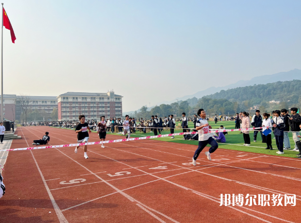 重慶2024年現(xiàn)在讀中專(zhuān)學(xué)校什么專(zhuān)業(yè)好
