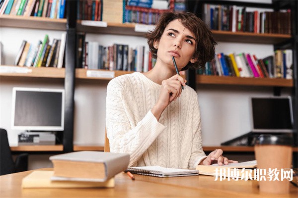 廣東哪里的職業(yè)學校能讀形象設(shè)計(美發(fā)與化妝)專業(yè)