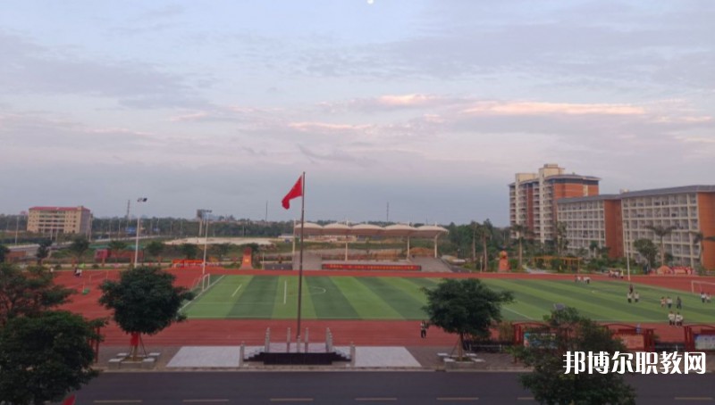 貴港市白云職業(yè)技術(shù)學校怎么樣、好不好