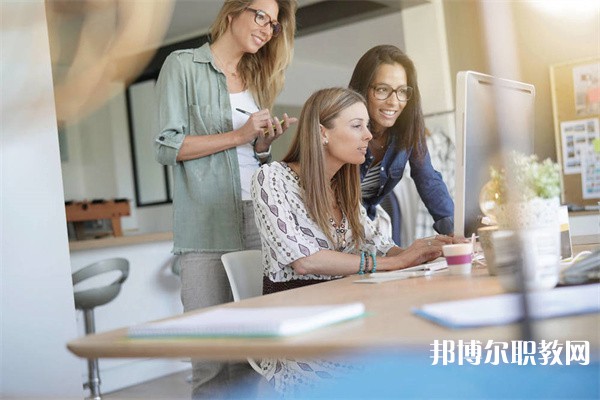 廣西哪里的職教中心能讀服裝設(shè)計(jì)與工藝專(zhuān)業(yè)