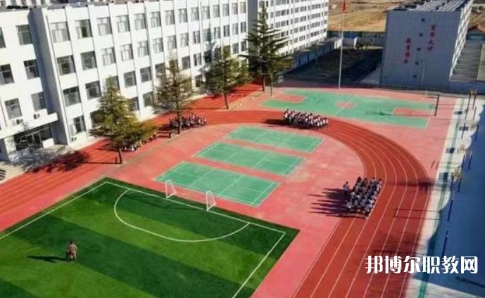 青島綠澤美術職業(yè)學校怎么樣、好不好