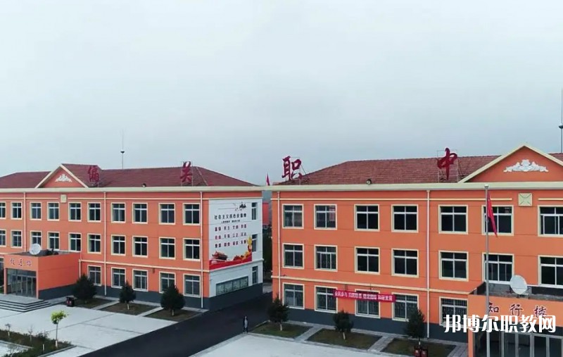 2024偏關(guān)縣職業(yè)中學(xué)多少錢(qián) 偏關(guān)縣職業(yè)中學(xué)各專業(yè)學(xué)費(fèi)收費(fèi)標(biāo)準(zhǔn)
