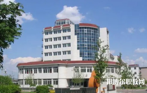 2024鞍山市廣播電視學(xué)校招生計(jì)劃 招生人數(shù)是多少(附要求、條件、對(duì)象)
