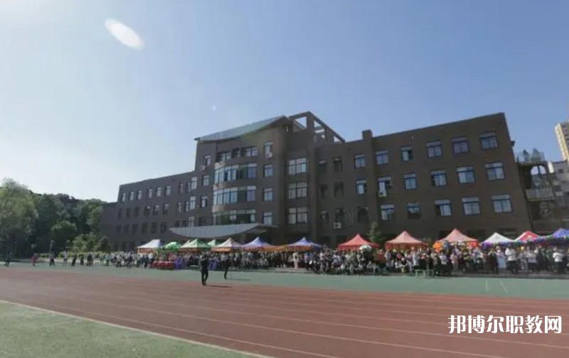 撫順市第一中等職業(yè)技術(shù)專業(yè)學校網(wǎng)站網(wǎng)址主頁