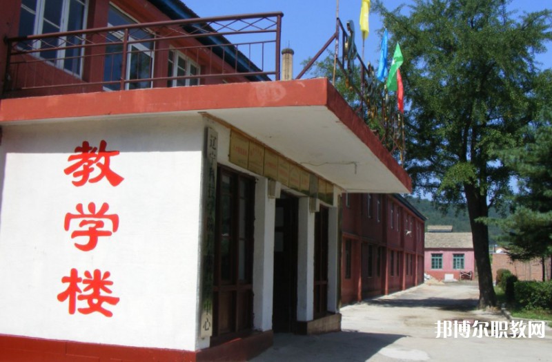2024丹東市圣林中等職業(yè)技術專業(yè)學校招生計劃 招生人數(shù)是多少(附要求、條件、對象)