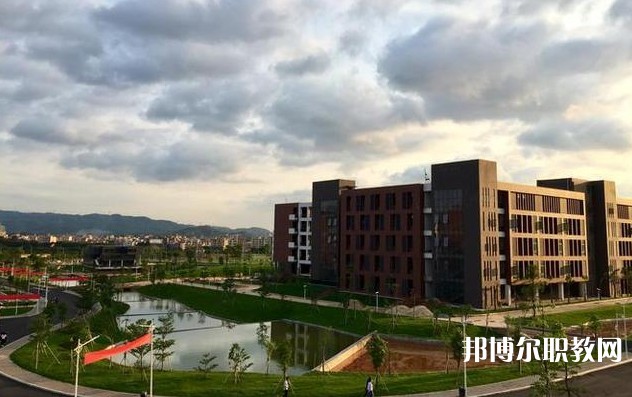 廣東酒店管理職業(yè)技術學院中職部網(wǎng)站網(wǎng)址主頁