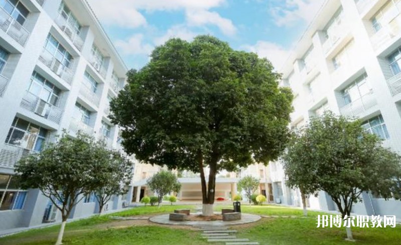 廣東省華夏高級(jí)技工學(xué)校怎么樣、好不好