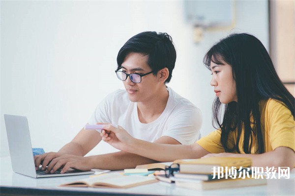 云南哪里的中職學(xué)校能讀市場營銷高級(jí)工（茶藝方向）專業(yè)