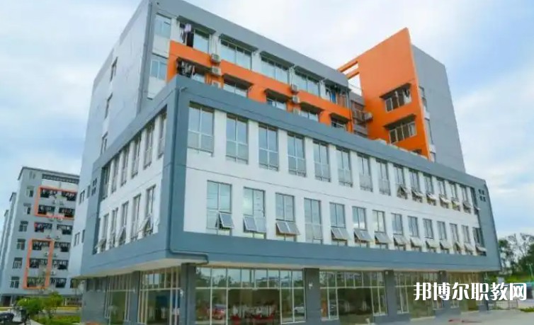 2025廣西新聞出版技工學校招生計劃 招生人數(shù)是多少(附要求、條件、對象)