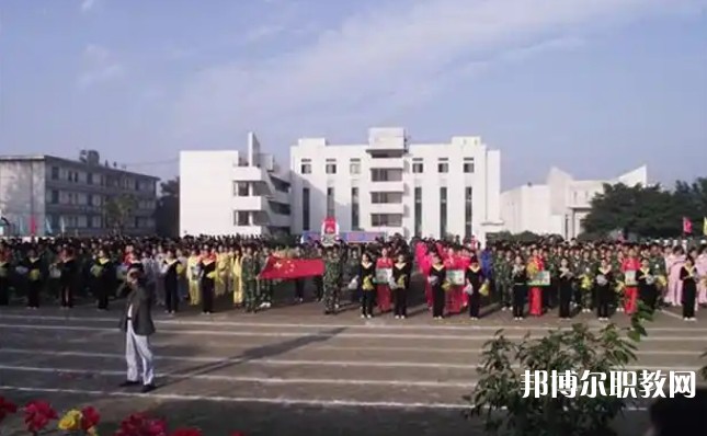 自貢2025年哪個(gè)鐵路學(xué)校比較好
