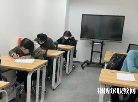 四川2025年消防技術(shù)工程學(xué)校和職高哪個好